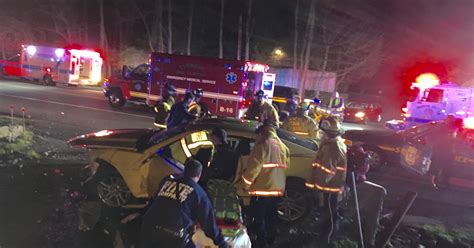 2 seriously injured in Greenville crash
