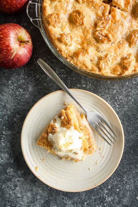 How To Make Apple Cream Cheese Pie