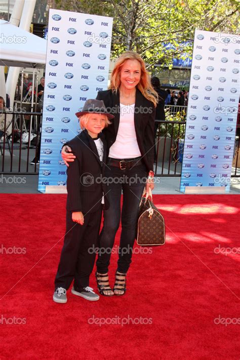 Maria Bello And Son Jack Stock Editorial Photo © Jeannelson 12942886
