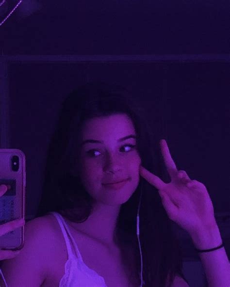 Pin On Egirl Aesthetic Selfie Ideas Instagram Selfie Poses Instagram Bad Girl Aesthetic