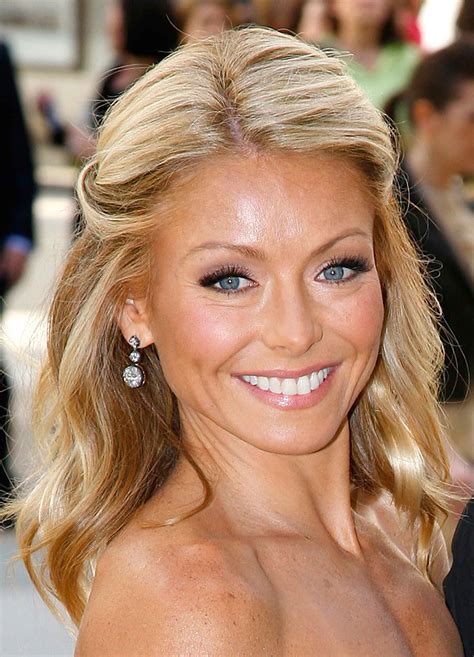 Kelly Ripa People Who Inspire Me And Make Me Laugh Pinterest