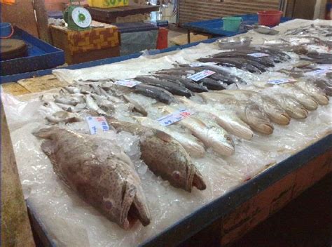 Hasil laut yang segar setiap hari oleh nelayan harian. Tempat Makan Best di Kuala Selangor: 3-Pasar Pasir ...