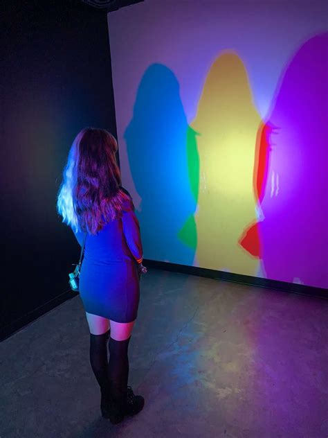 ultraviolet dallas museums illusions musuem