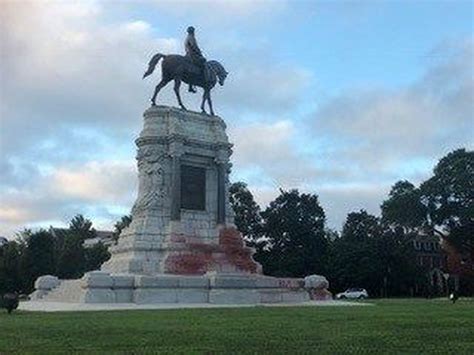 Reward Offered In Vandalism Of Robert E Lee Monument