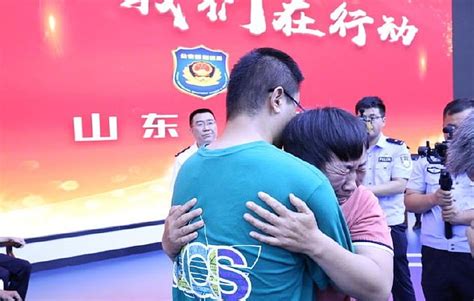 Father Reunited With Son Abducted YEARS Ago After Travelling Miles Around China In