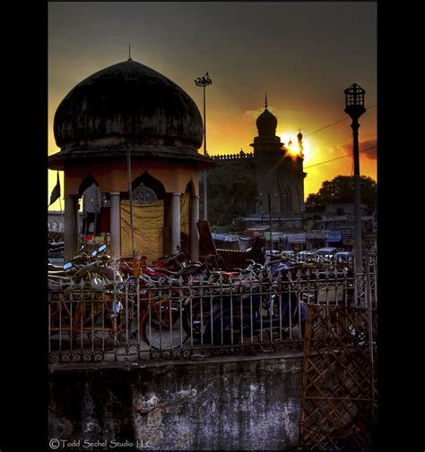 Sunset Over Mecca Masjid The Sun Sets Over Mecca Masjid N Flickr