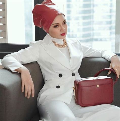 Noor Neelofa Mohd Noor Bag On Head Branding In Asia Magazine