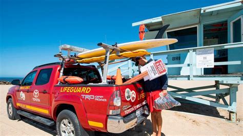 Lifeguards In Los Angeles Raked In Executive Level Six Figure Salaries