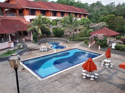 Hotels zoeken in ayer keroh. HOTEL SERI MALAYSIA MELAKA $20 ($̶4̶0̶) - Updated 2020 ...