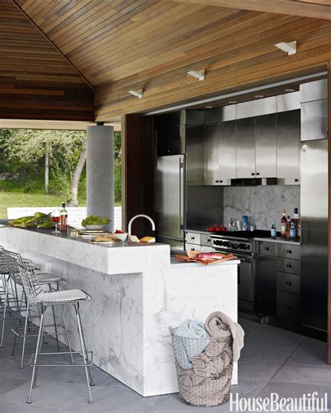 15 Outdoor Kitchens That Will Make You Never Want To Cook Inside Again