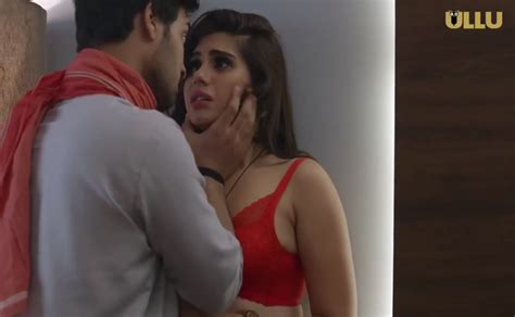 Taniya Chatterjee Butt Breasts Scene In Jaal Aznude