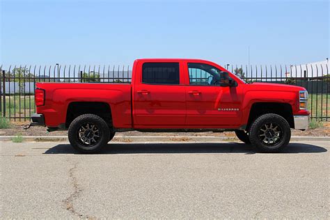 We Install A Readylift 4 Inch Suspension System On A 16 Silverado 1500