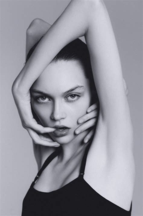 Sofia Steinberg Avant Models High Fashion Poses Photography Posing