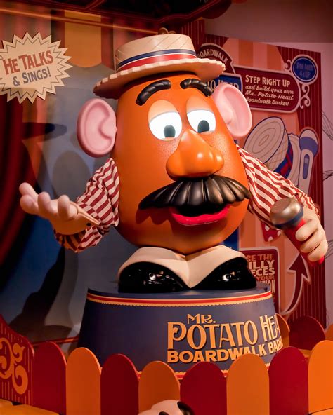 Mr Potato Head Tells A Joke In Line For The New Toy