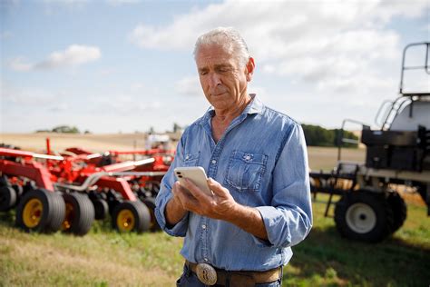 Farm At Hand 101 Decisive Farming By Telus Agriculture