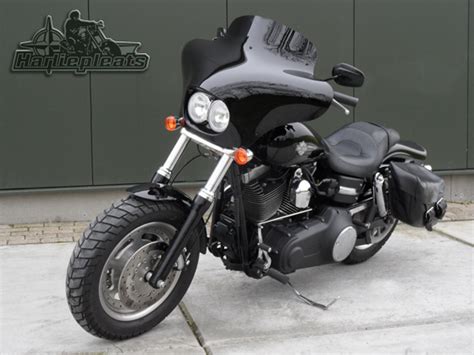 The memphis shades batwing fairing has a clean, aerodynamic shape that will enhance the style and comfort of your ride. Batwing fairing Harley Roadking-Softail-Dyna en Sportster