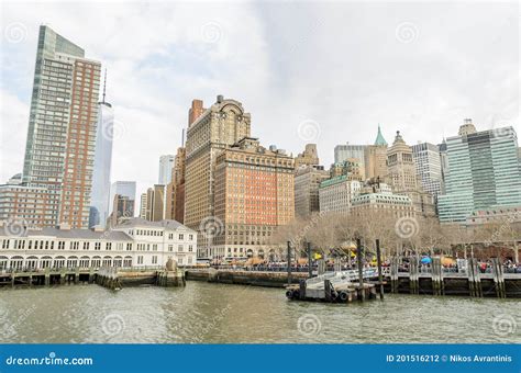 Lower Manhattan Docks At Hudson River Impressive Buildings