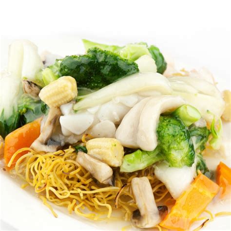 N2 Mix Seafood Cantonese Style Lo Mein Loong 7 Chinese Restaurant