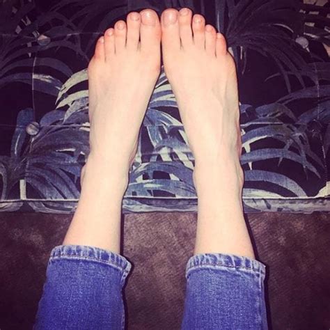 Angela Scanlons Feet