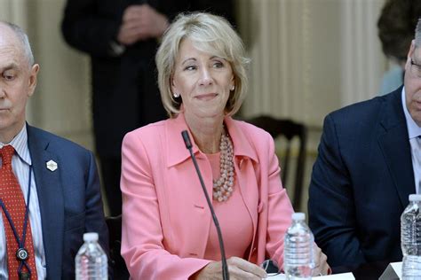 trump s education secretary betsy devos second cabinet member to resign after capitol hill riots
