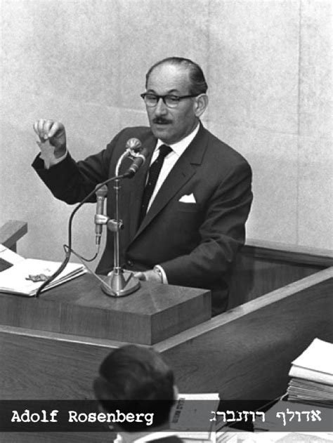 בצילום (עומד מימין) התובע גדעון האוזנר נושא. עדים במשפט אייכמן בירושלים, 1961-1960 | www.yadvashem.org