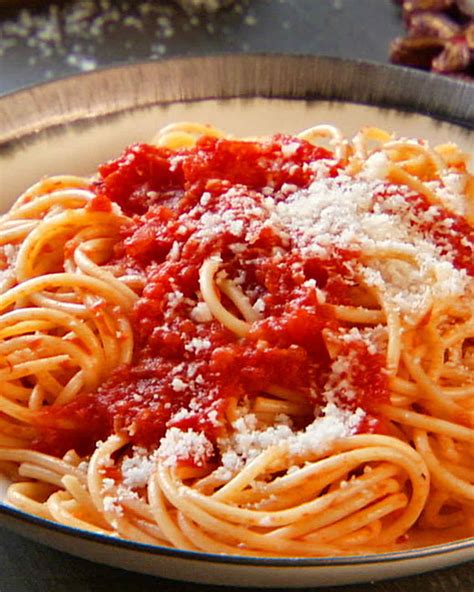 12 Classic Italian Pasta Recipes Everyone Should Know How To Make Martha Stewart