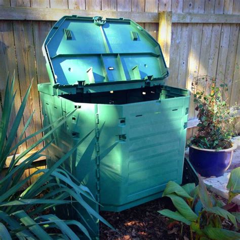 Wood and wire three compartment bin. 9 Best Compost Bin To Make Compost At Home - Slick Garden