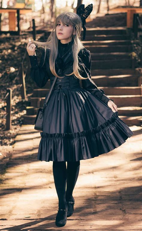 Pin By 華美宮 Miku Hana On Gothic Lolita Lolita Fashion Loli Fashion