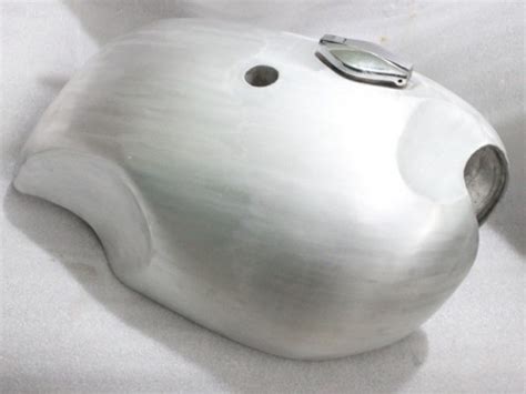 Voir plus d'idées sur le thème motos, xt 500, motos rétro. YAMAHA SR500 BSA LYTA STYLE ALUMINUM ALLOY GAS FUEL PETROL ...