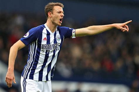 View the player profile of leicester city defender jonny evans, including statistics and photos, on the official website of the premier league. Leicester news: Jonny Evans completes £3.5m move from West ...