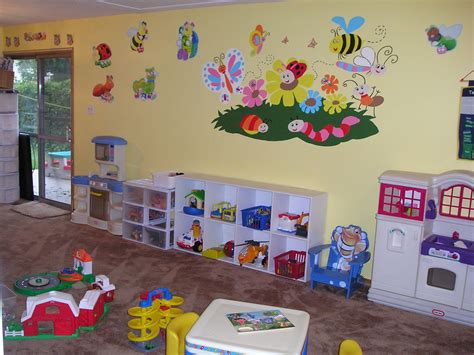 Geneva Home Daycare Picture Gallery Daycare Decor Daycare Rooms