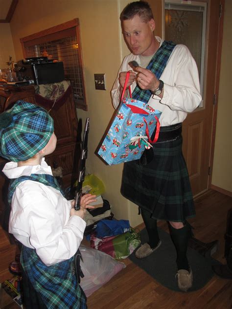 Homestead Wannabes: "Hogmanay" - A Scottish New Year Celebration