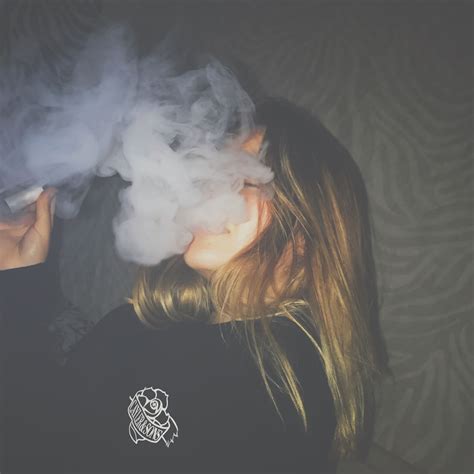 15 Best Wallpaper Aesthetic Girl Smoking You Can Use It Free Of Charge Aesthetic Arena