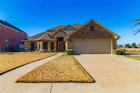 View photos, see new listings, compare properties and get information on open houses. 11 Ennis TX Homes with a Pool for Sale - Movoto