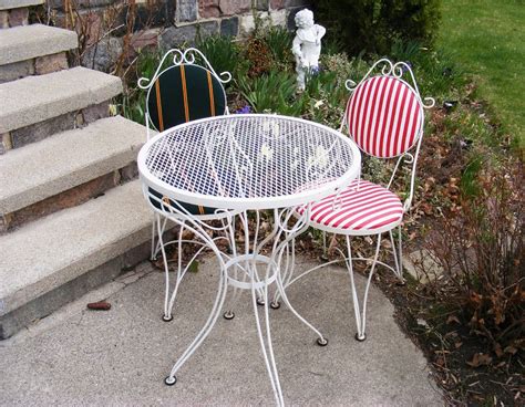 Outdoor table chair set wrought iron black. Mid-century Wrought Iron Table and Chairs OH MY! | Wrought ...