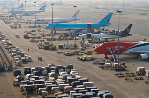 Hong Kong Airport Sees Cargo Growth In October ǀ Air Cargo News