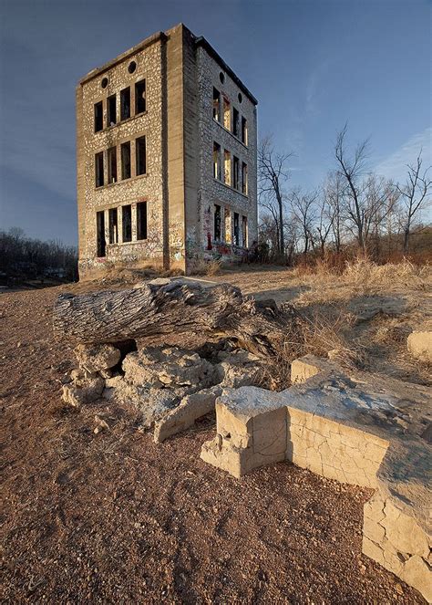 The white rock lake wildfire, last estimated to be 325 square kilometres, is one of the largest of steph gamache, a resident of monte lake, said the community had plans in place to leave for weeks. Country Style Living | Arkansas vacations, Arkansas ...