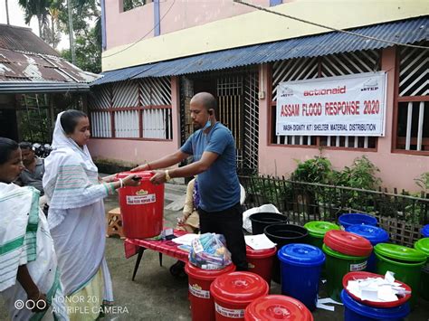 donate to assam flood relief response help victims of assam floods