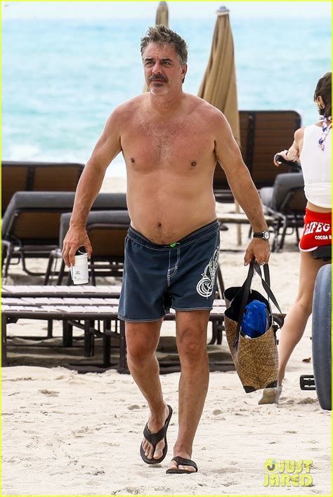 Photo Chris Noth Goes Shirtless On The Beach During Miami Vacation 03 Photo 4082904 Just