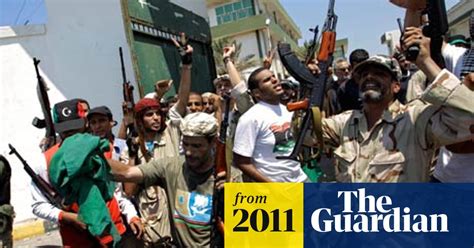 Tripoli Tense As Libya Rebels Battle Gaddafi Loyalists For Control Of