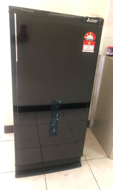 The placement of my fridge is one side wall. Mitsubishi 180L Single Door Fridge | Secondhand.my