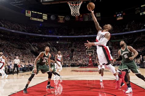 Damian lillard has been a man on a mission as of late, leading portland in scoring and assists in each of the team's last six contests, averaging 35.0 points and 8.2 assists per game over that stretch. Milwaukee Bucks Game Preview: Oct. 21 vs Portland Trail ...