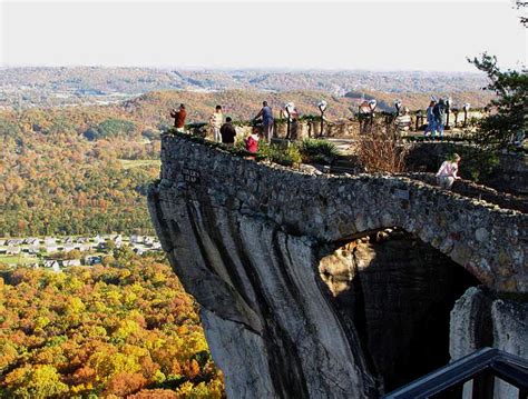 Amazing Lookout Mountain Rock City And Ruby Falls Cave At Tennessee