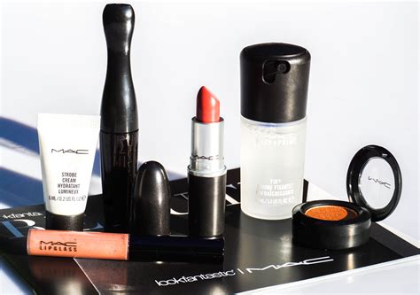Highendlove Lookfantastic X Mac Cosmetics Beauty Box