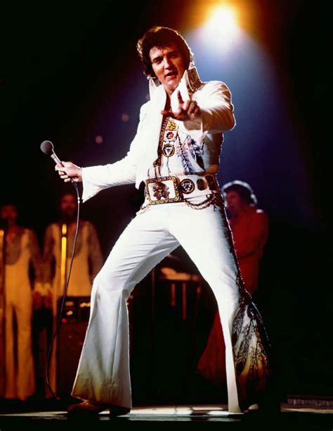 Official page for the king of rock 'n' roll. Fotos: Elvis Presley zum 75. Geburtstag - Panorama ...