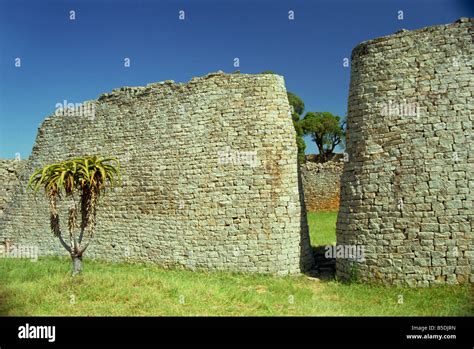 Walls Of Great Enclosure Great Zimbabwe Unesco World Heritage Site