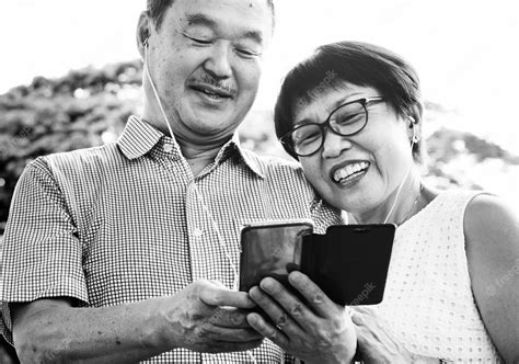 Premium Photo Senior Asian Couple