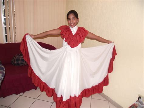 Novedades Paola Traje De Danza Tradicional