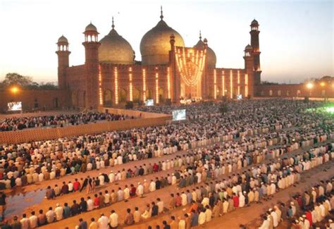Imam E Kaaba Calls For Unity
