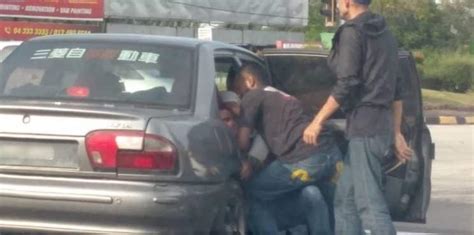 Mayat mangsa sudah reput diikat dalam sebuah guni. Akaun Cuma Berbaki RM23 & Berhutang, Lelaki Dilarikan Ada ...